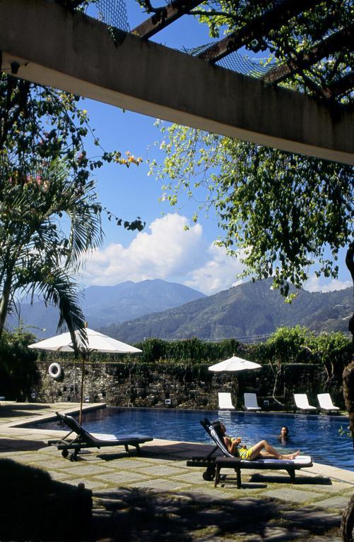 Shangri-La Village Resort, Pokhara Buitenkant foto