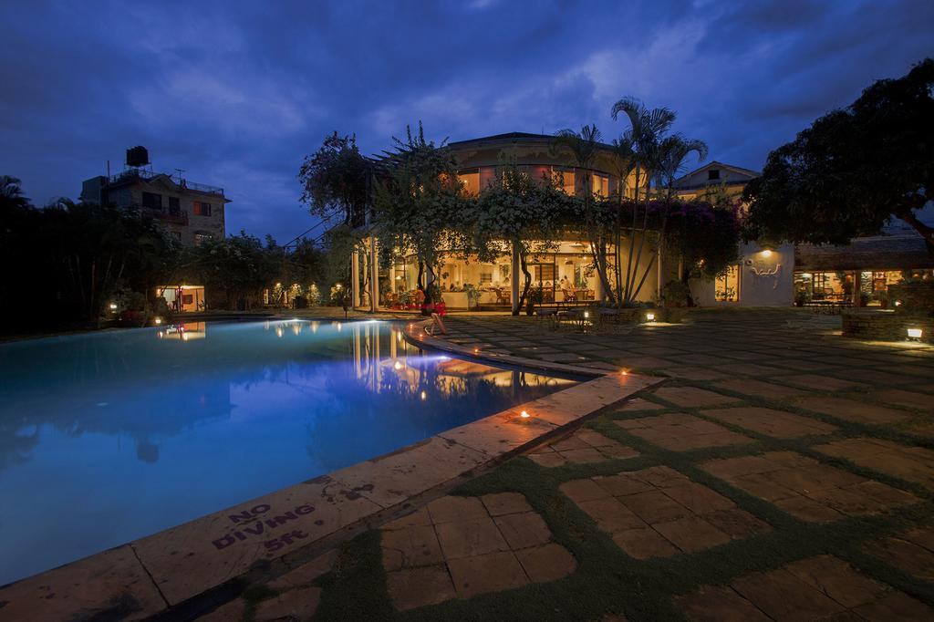 Shangri-La Village Resort, Pokhara Buitenkant foto