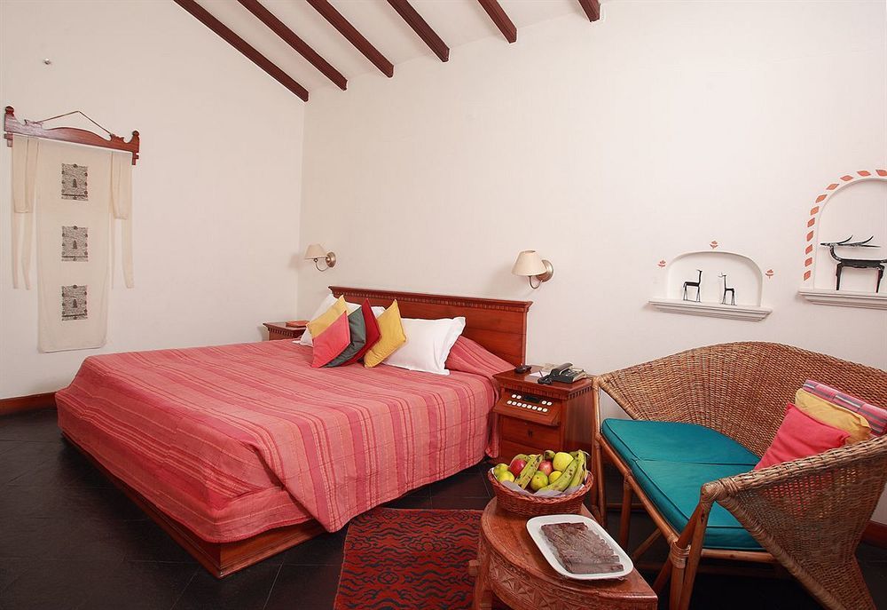 Shangri-La Village Resort, Pokhara Buitenkant foto